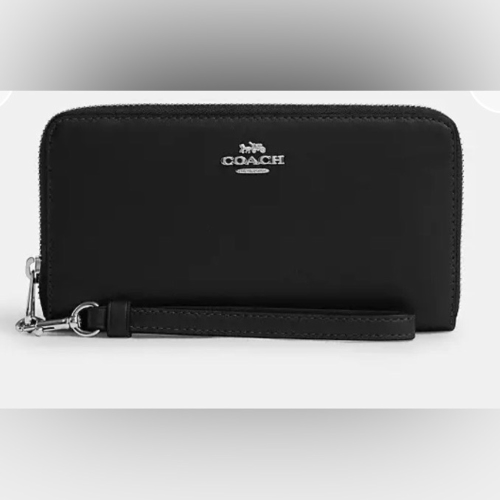 NWT Coach Zip Around Organizer Wallet with Silver Hardware